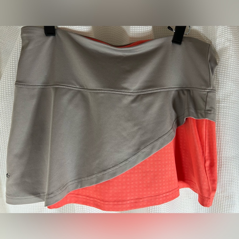 Bolle high performance, tennis or golf skort gray ,coral color women size medium